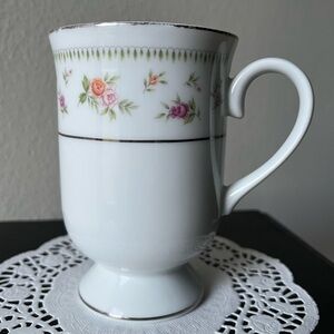 ABINGDON 💐Fine Porcelain China Footed Coffee Cup